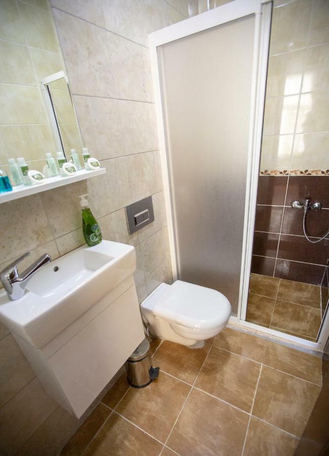 Gold Rose Apart Apartment Istanbul Bagian luar foto